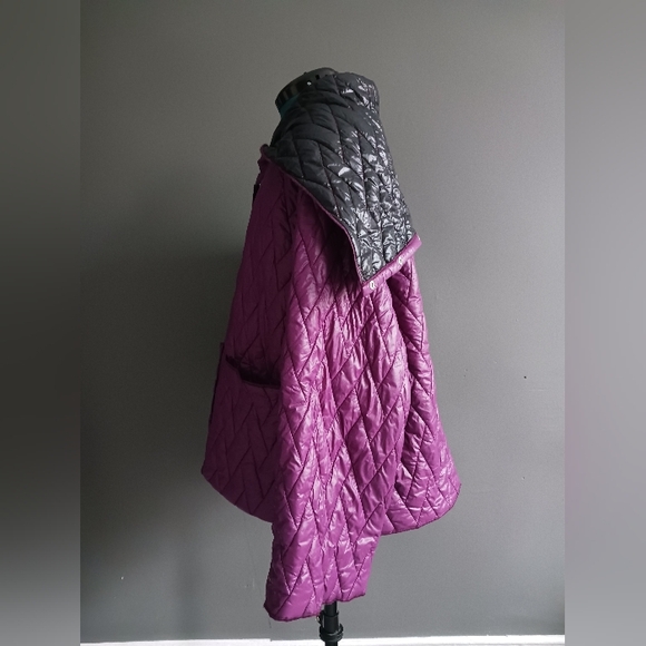 HACHE Italy Purple/ Black Quilted Jacket Size 44/ M - Picture 7 of 16
